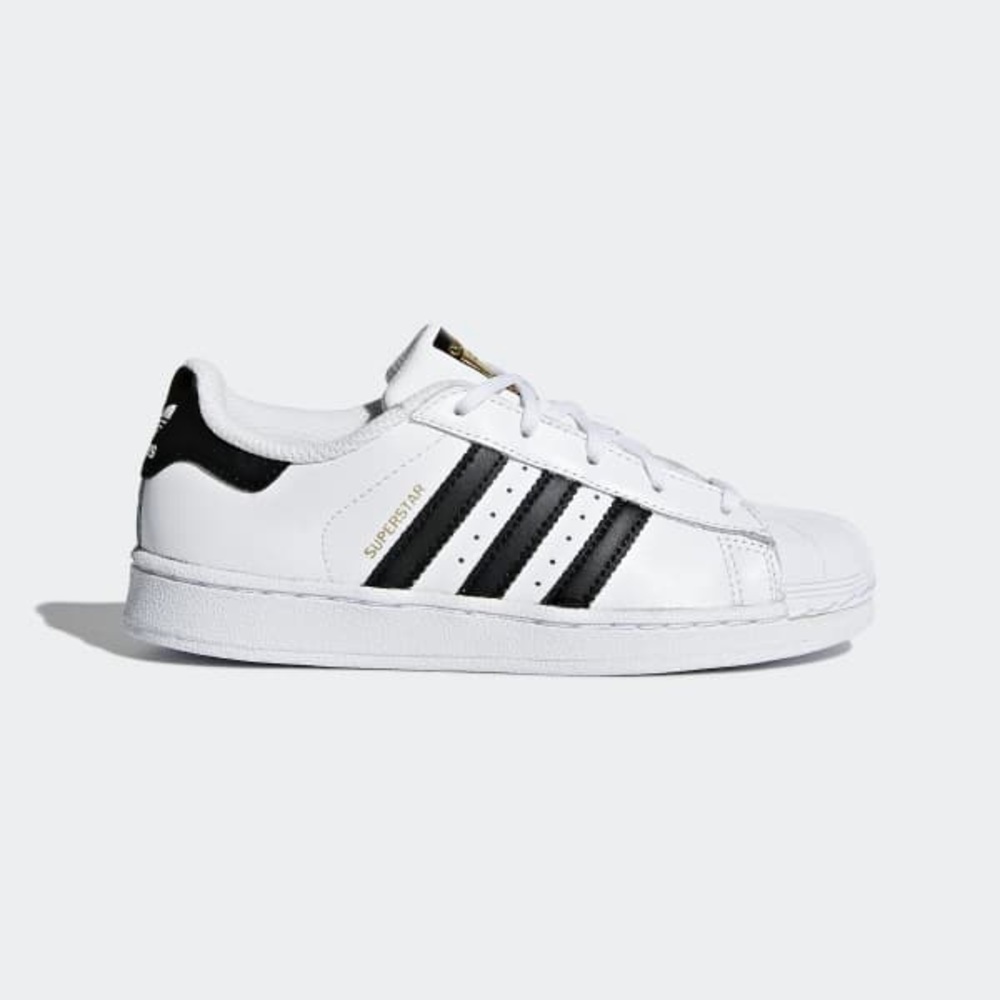 ADIDAS SUPERSTARS CLASSIC. MEN’S 9